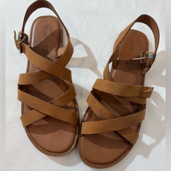 Tom’s Tan Strappy Sandals 9 wide summer sandals - Picture 13 of 15